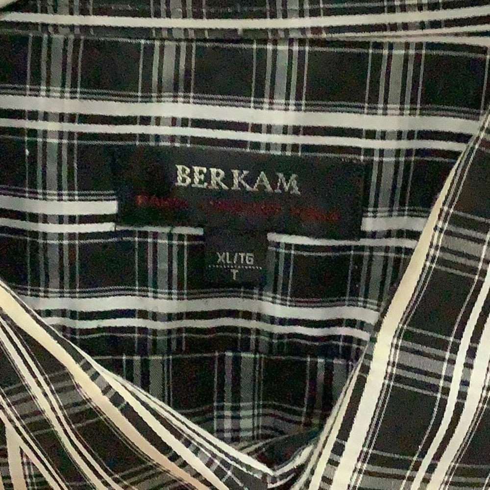 ❤️Mens button Shirt - Picture 2 of 3